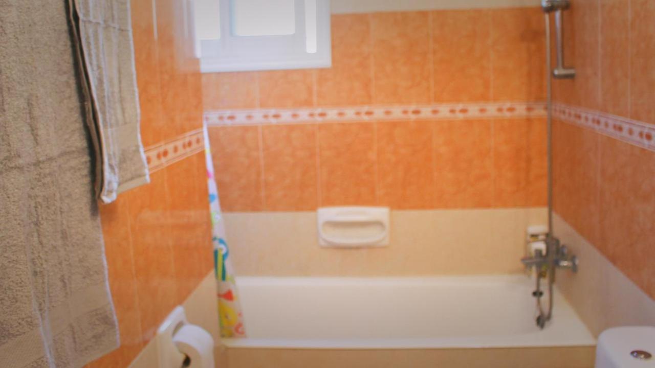 Chloraka- 2 Bedrooms - Pool * Klorakas