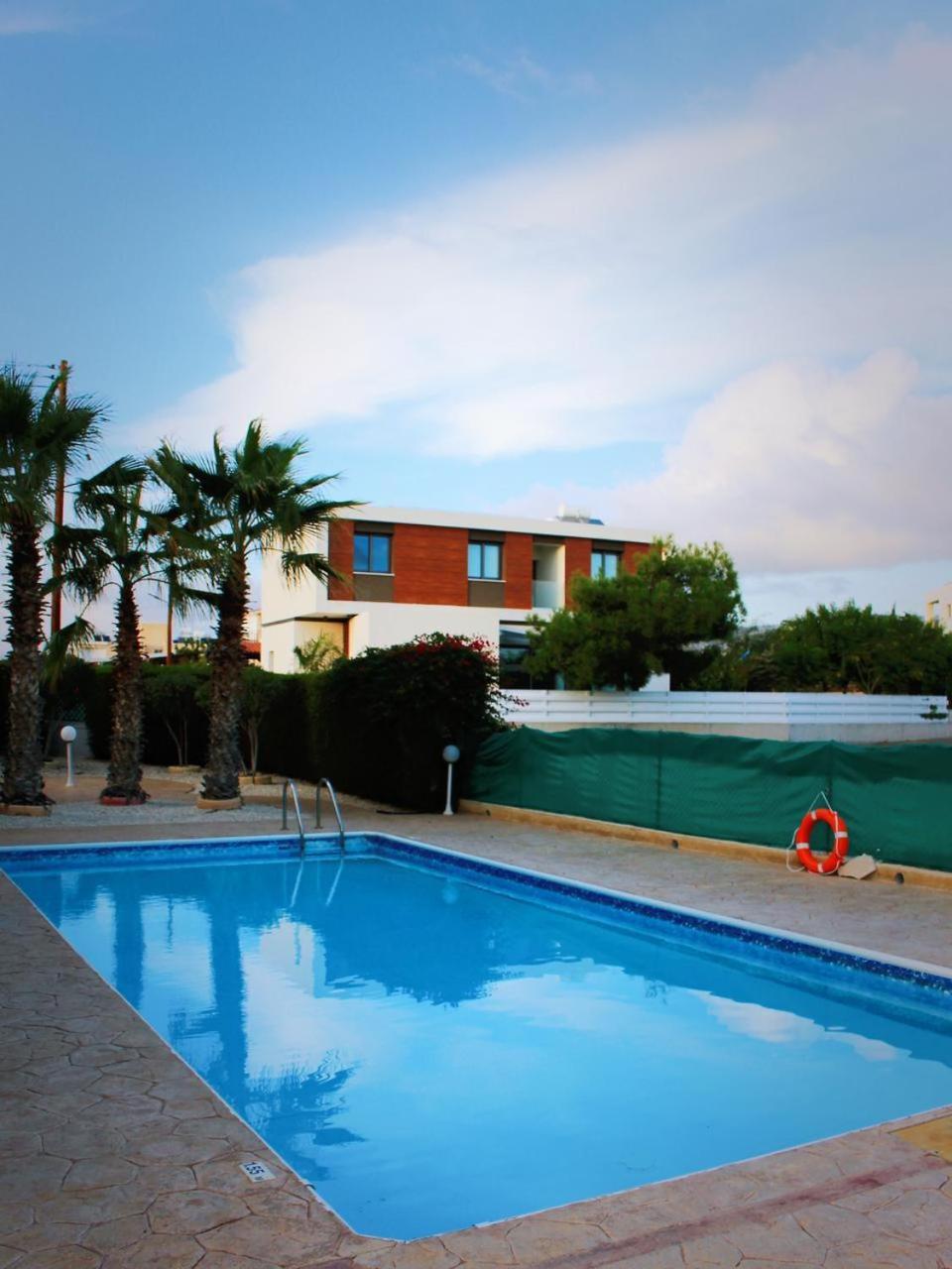 Chloraka- 2 Bedrooms - Pool Klorakas